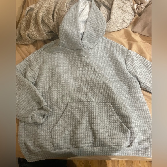 Grey quilted hoodie - Picture 12 of 12